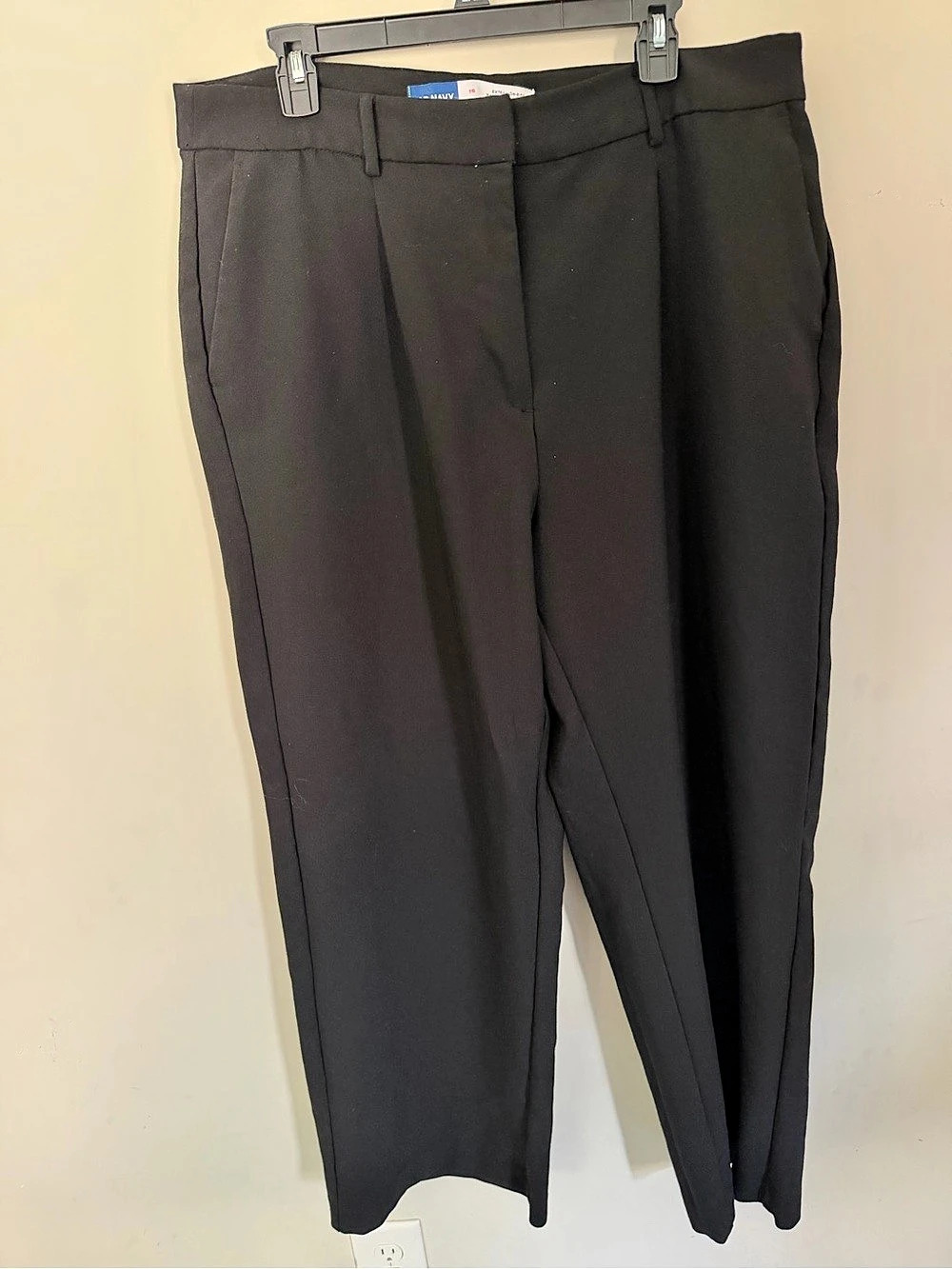 Old Navy Extra High-Waisted Taylor Wide-Leg Trouser Pants